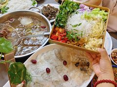 -官塘陈记鱼生·潮汕砂锅粥·牛肉火锅(潮枫路总店)