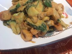 黄瓜拌油条-满堂春特色餐馆