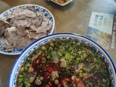 -吾穆勒蓬灰牛肉面·清真(中海河山郡店)