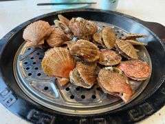 老灶蒸汽海鲜锅-巧克力渔家.小船海鲜胶东菜(万平口店)