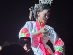 -金东尼人妖秀