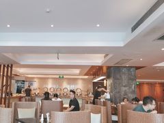 -深圳罗湖东门步行街亚朵X酒店