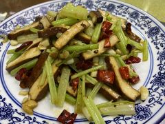 -椒香川流不息川菜馆(二七北路店)
