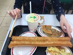 豆浆油条-台北内湖来来豆浆(高雄店)