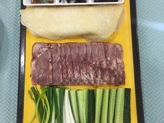 大饼酱头肉-正阳春烤鸭店(杨楼店)