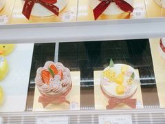 -花花卷卷·鲜食蛋糕(静安久光百货店)
