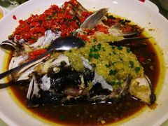 双色鱼头-佬湘楼(越秀城市广场店)