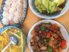 -鲸育宝宝月嫂(徐汇店)