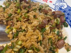 -旺角小渔村·海肠捞饭开创者(环山路店)