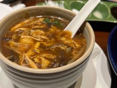 海鲜酸辣汤-君悦酒店·1881·北京烤鸭