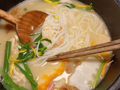 -银米·云南传统过桥米线(双廊黑金冠店)