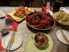 -巴厘龙虾·榜首油焖大虾(音乐学院·沿江酒馆店)