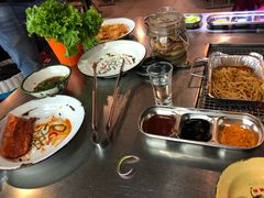 -马路牙子烧烤音乐酒馆(望京店)