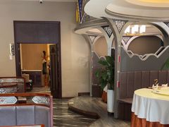 -哈啾嗨·新概念蒙餐(红星新城店)