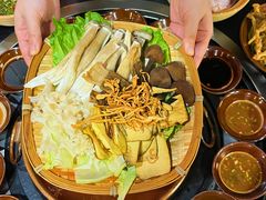 -阿山卓·野生菌火锅·纳西火塘烤肉