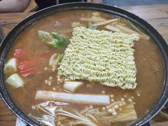 牛肉八带蟹棒鱼饼综合锅-京玉菲饭店(李村店)