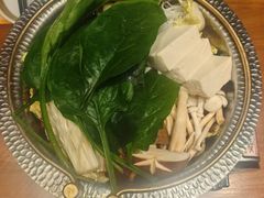 -8PINTS八品脱·日料·烧鸟·精酿小酒馆(莘庄店)
