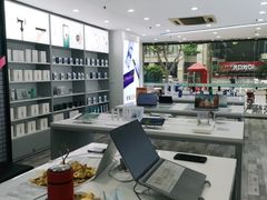 -荣耀授权专卖店(黄浦浙江中路店)
