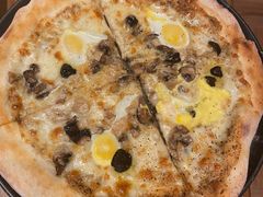 黑松露蘑菇pizza-MOMENTI手工意面(晶耀前滩店)