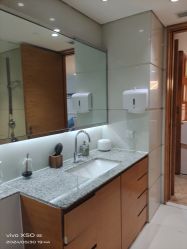 -HEYAN荷妍专业脱毛连锁机构