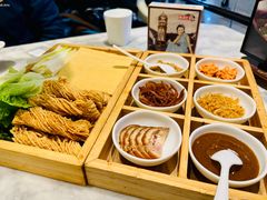 -城南往事·鲁菜·烤鸭(世茂宽厚里·大明湖店)
