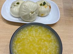 -李与白包子铺(桐梓林店)