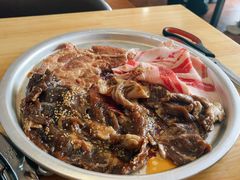 -牛信亭韩国料理·炭火烤肉(紫藤路店)