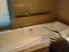 -广州天河希尔顿酒店