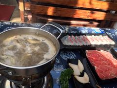 -丽江庭院·云南野生菌·海鲜火锅(鼓楼四合院店)