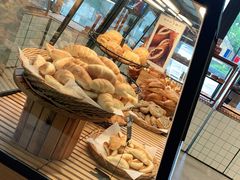 -Dough&Joe团憩(瑞虹天地月亮湾店)