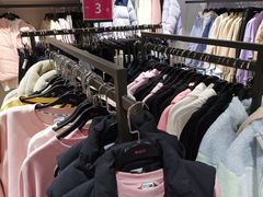 -唯品会(北京国瑞城店)