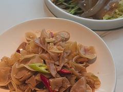 -赶海部落海鲜城(海阳路店)