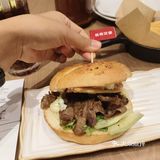 忙里偷闲的快餐时光