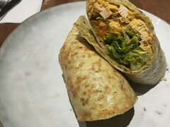 咖喱鸡肉南瓜拉法卷-Wagas沃歌斯(大学路店)