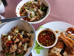 -湖泉水云间餐厅·弥勒地道菜(B座店)