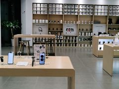 -华为授权体验店(中山公园来福士)