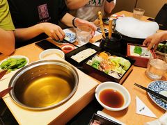 黑豚肉涮涮锅-黒豚料理 寿庵(中央駅西口店)