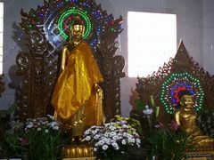 -ခြောက်ထပ်ကြီးရွှေသာလျောင်းဘုရားကြီး