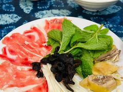 -桥香园云南过桥米线(金马碧鸡店)