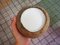 -椰爺爺·椰子冻砵仔糕