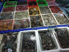-霞涌市场海鲜摆卖区