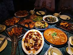 -六福烧烤酒馆(秦隆步行街店)