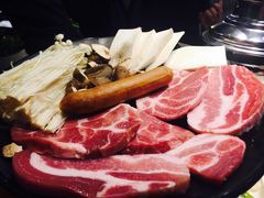 -韩聚屋韩国烤肉餐厅(新北万达店)