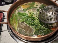 -牛村来人潮汕牛肉火锅(西单店)