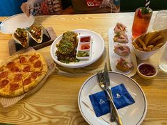-Famous肥猫墨西哥音乐餐吧(五棵松华熙LIVE店)