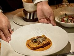 -弦月窗LUNETTE BY AMANDA(复兴路店)