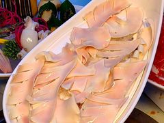 -茅草房·河畔园林火锅