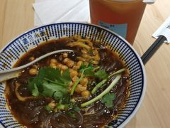 -遇见小面(东方宝泰店)