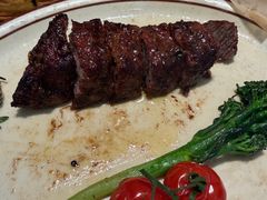 炙烤俄罗斯牛排配法香鲽鱼-黑宝石西餐厅(汇励99城市公园店)