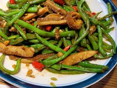 -黄泥岗·地道湖北菜(奥特莱斯店)